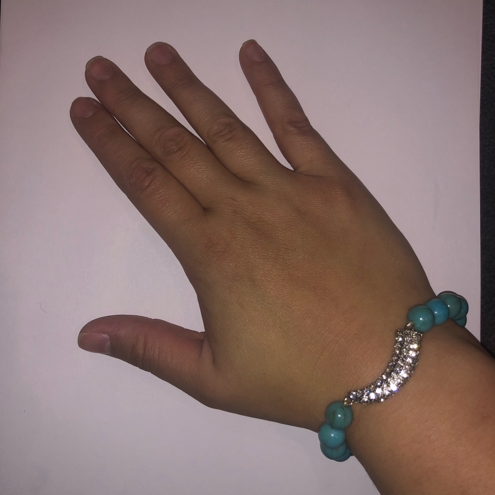 Jewelry: Turquoise Beads w/ Rhinestone Horn Charm